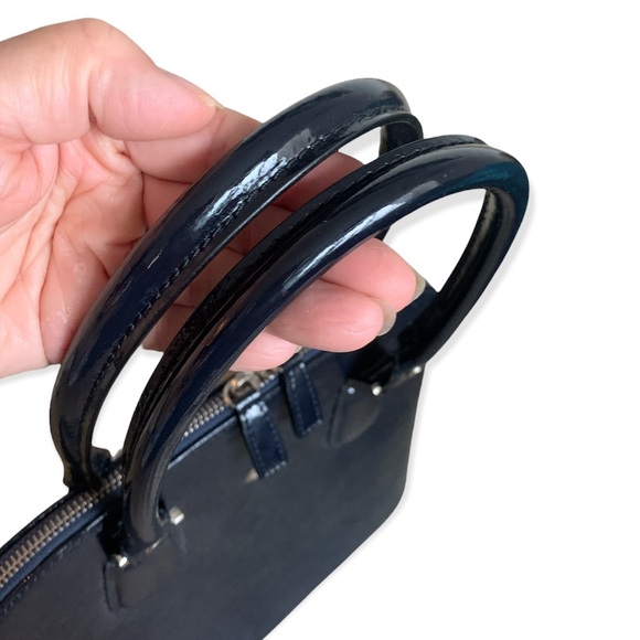 NWOT Original The Trend Navy Blue Patent Leather Dome Crossbody Bag Purse - Picture 13 of 15